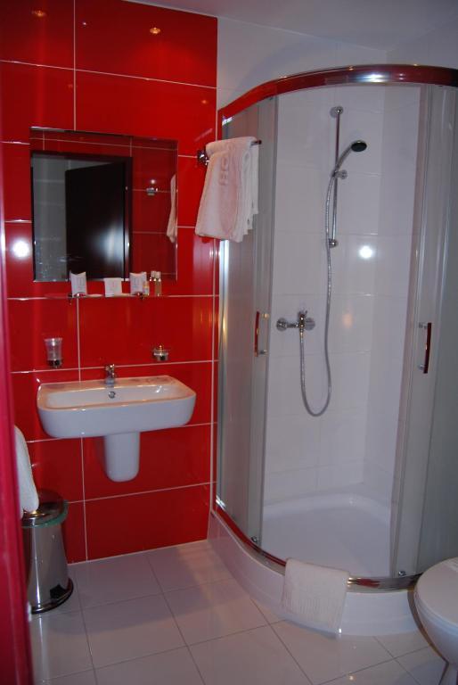 Amigo Hotel Sulejowek Bagian luar foto